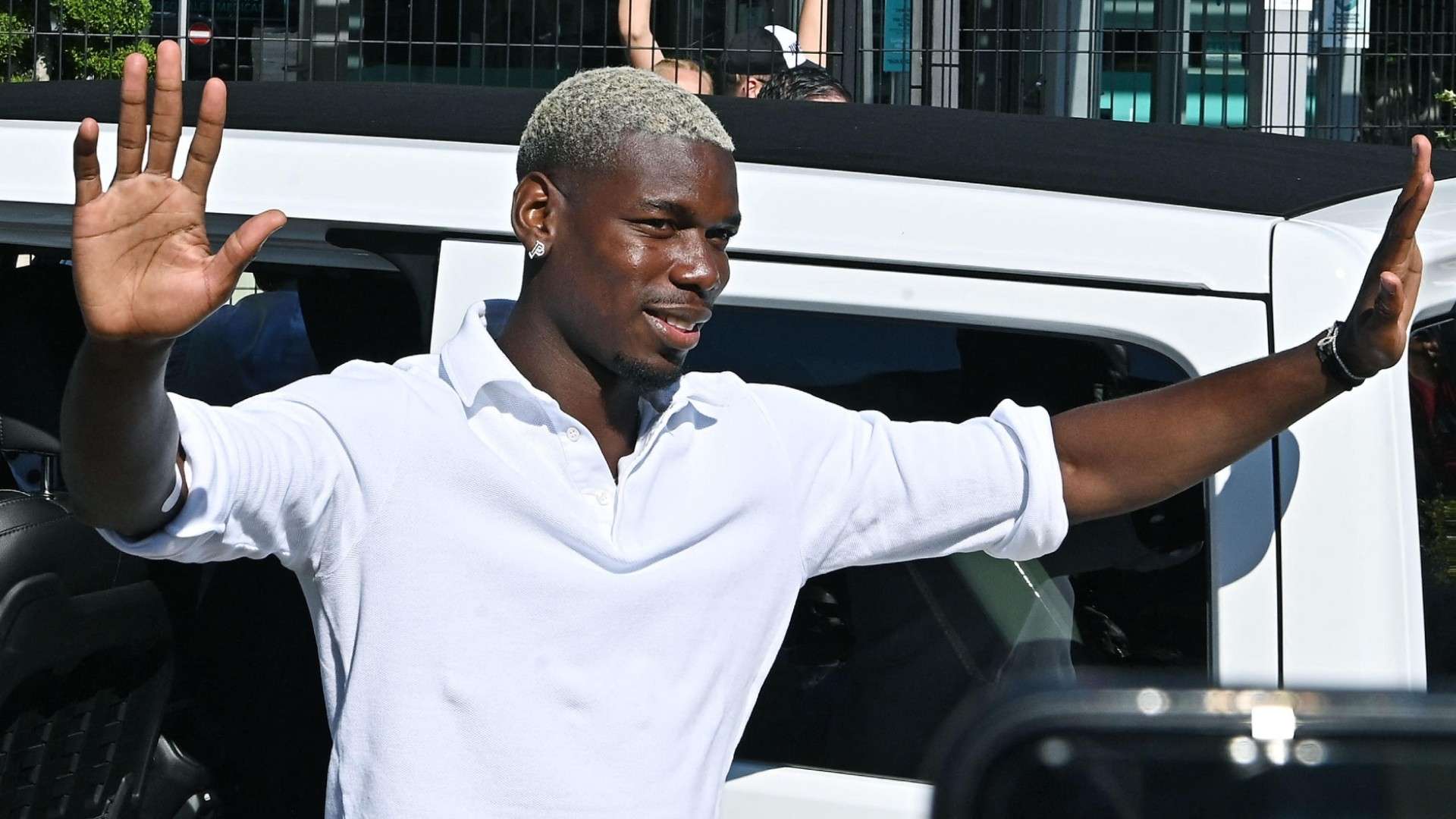 着态度让球 着态度让球